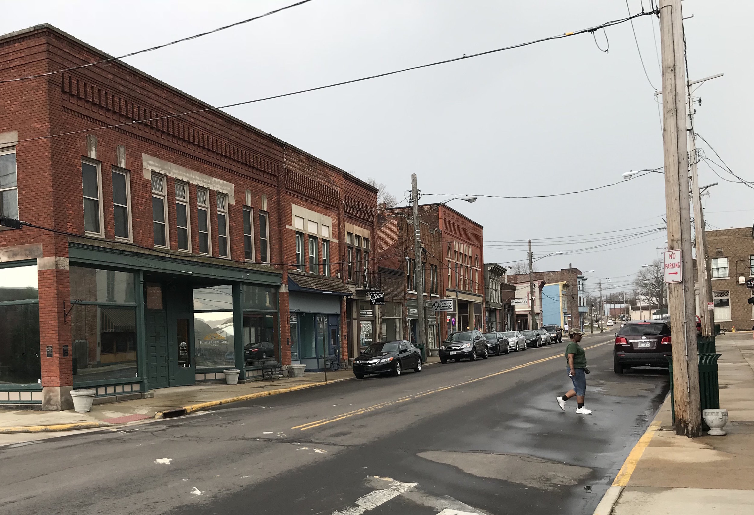  Ashtabula, Ohio: A few business struggle to survive the economic woes that have plagued northeast Ohio for years.  