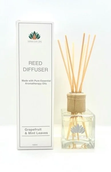 GRAPEFRUIT MINT LEAVES DIFFUSER PIC.JPG