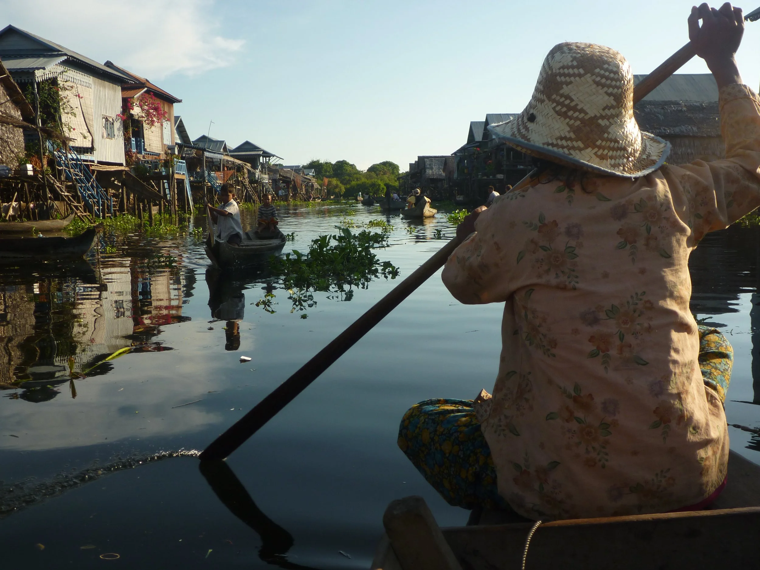 P1010088-GHTA091101-Tonle-Sap.JPG
