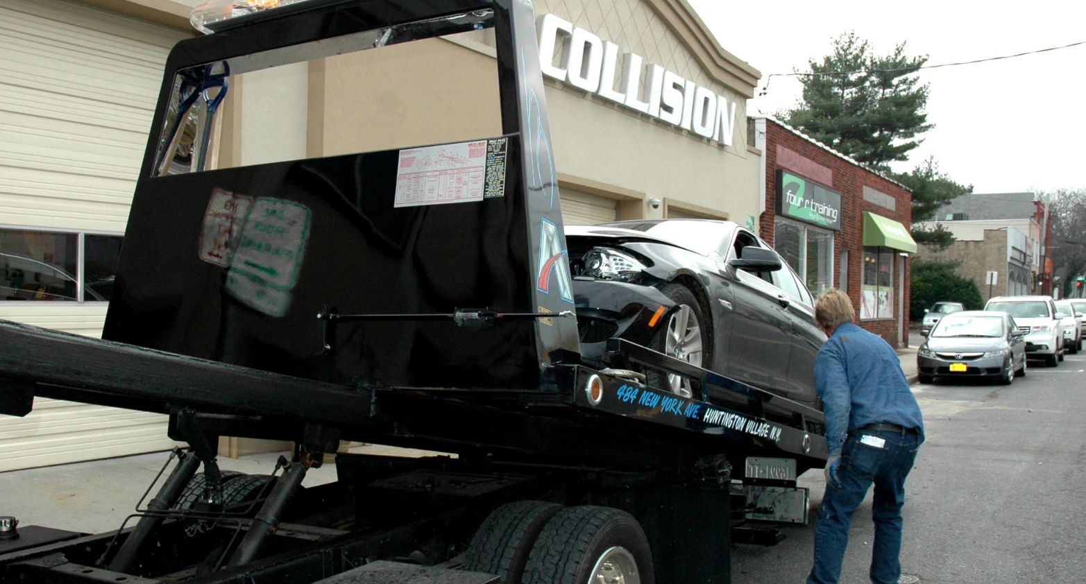 Tow + Collision Repair in Nassau County? Find Out Who Really Has Your Back