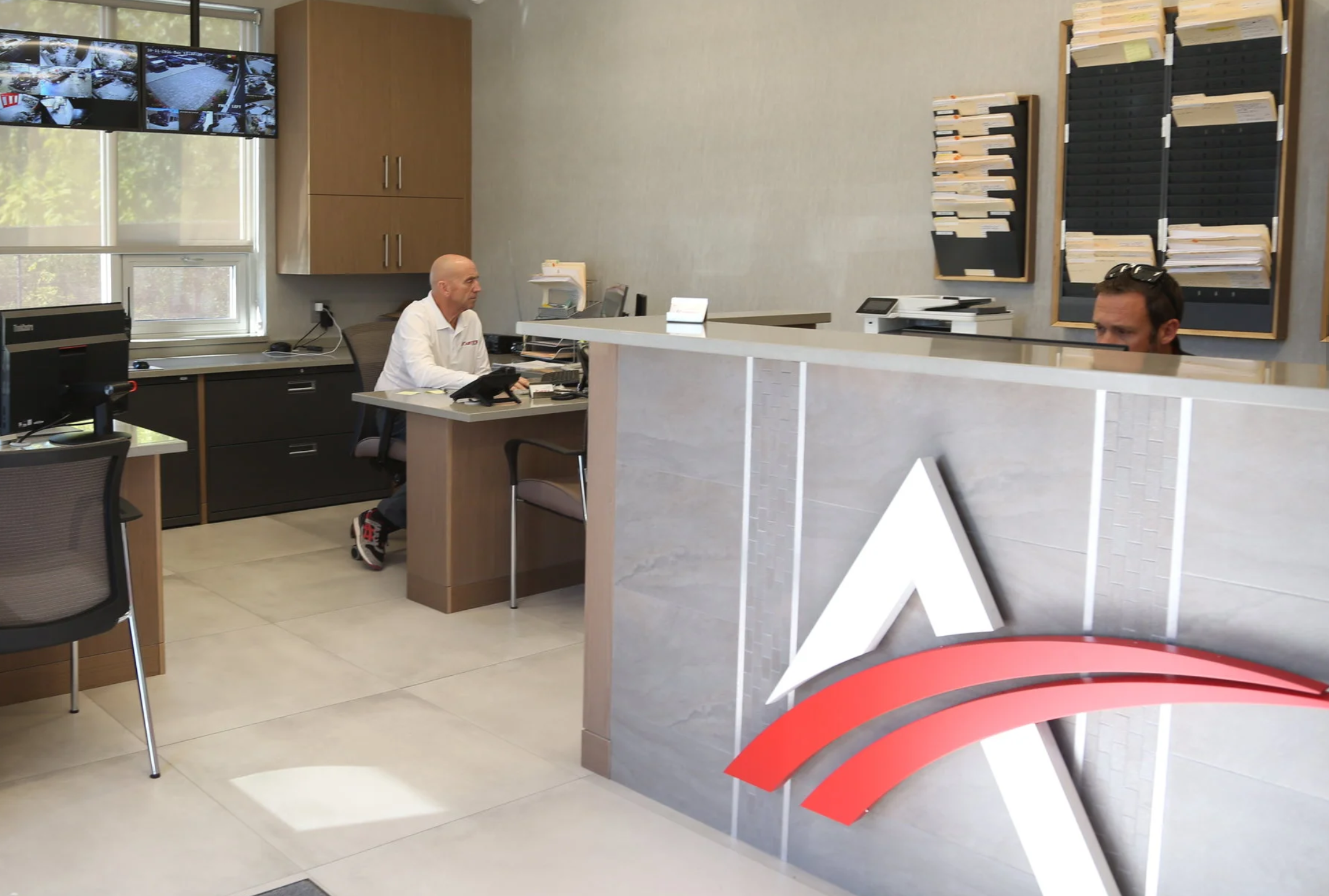 Paintless Dent Repair on Long Island: How PDR Works and When It Is the Right Choice