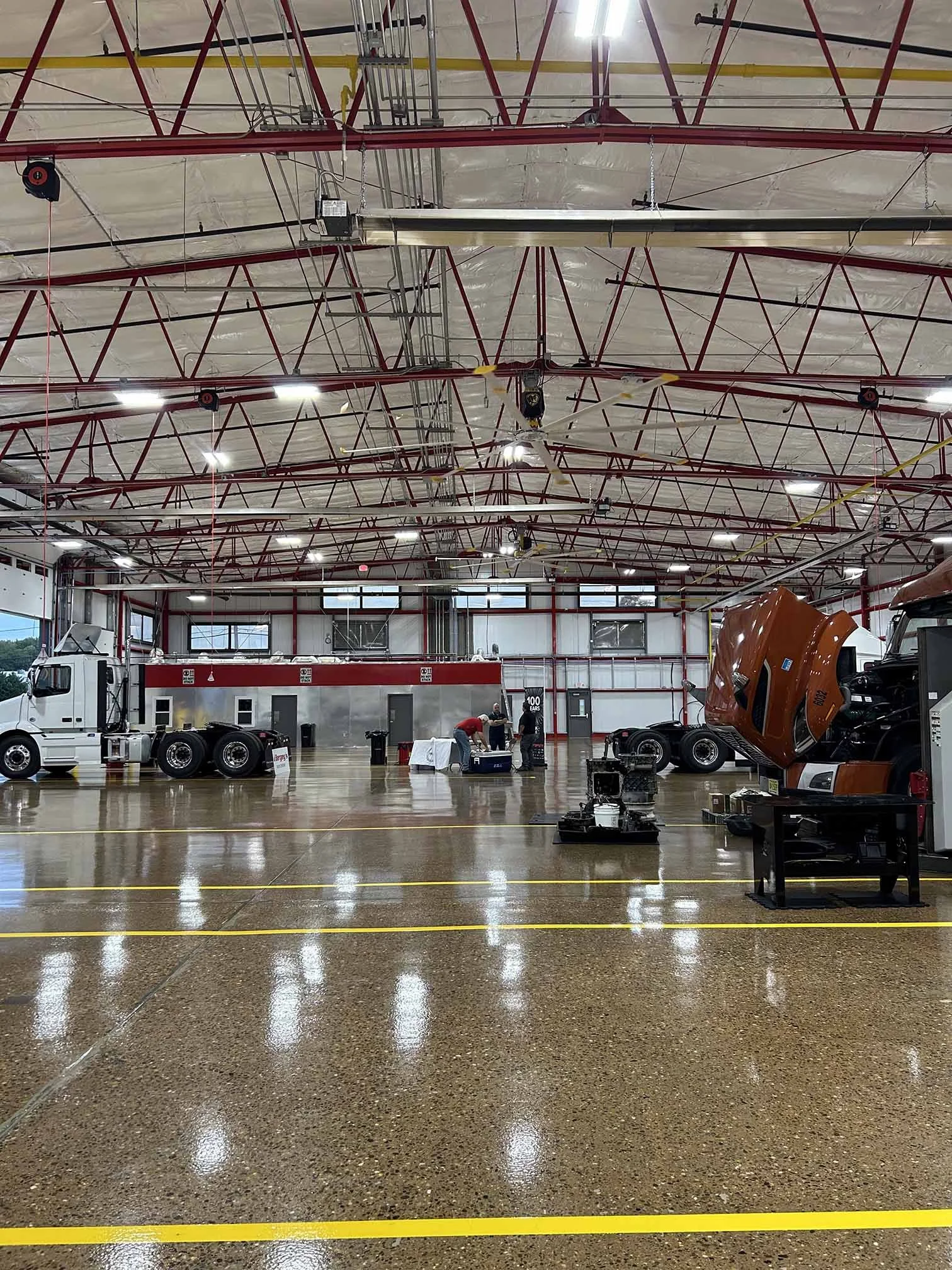 United Brakes - New Shop (2) copy.jpg