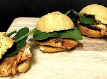 gluten-free-dinner-rolls