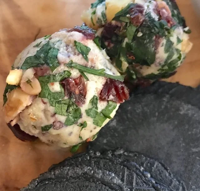 Vegan "Cheese" Balls