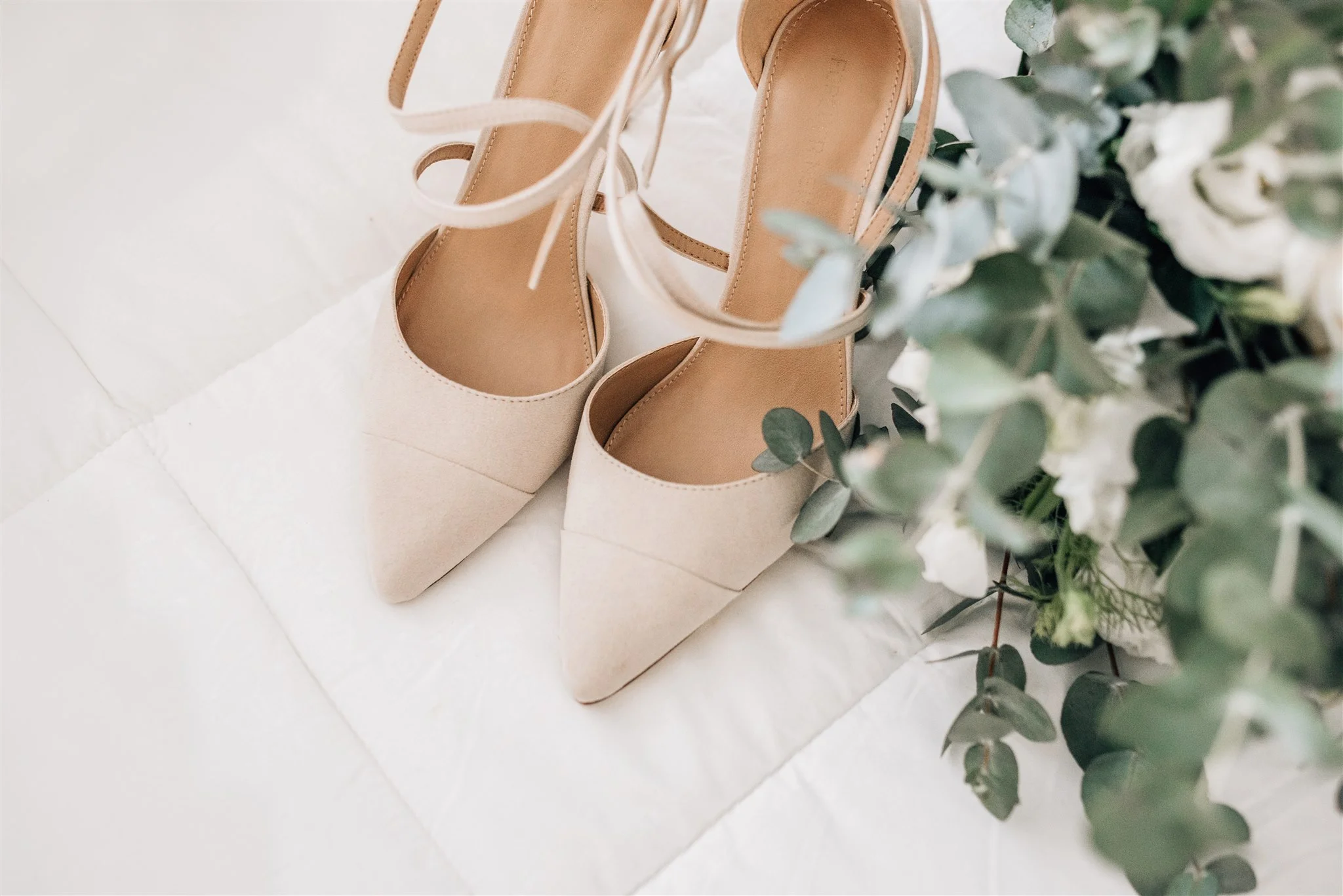 CAVES-BEACH-WEDDING-FINDLEY-28.jpg
