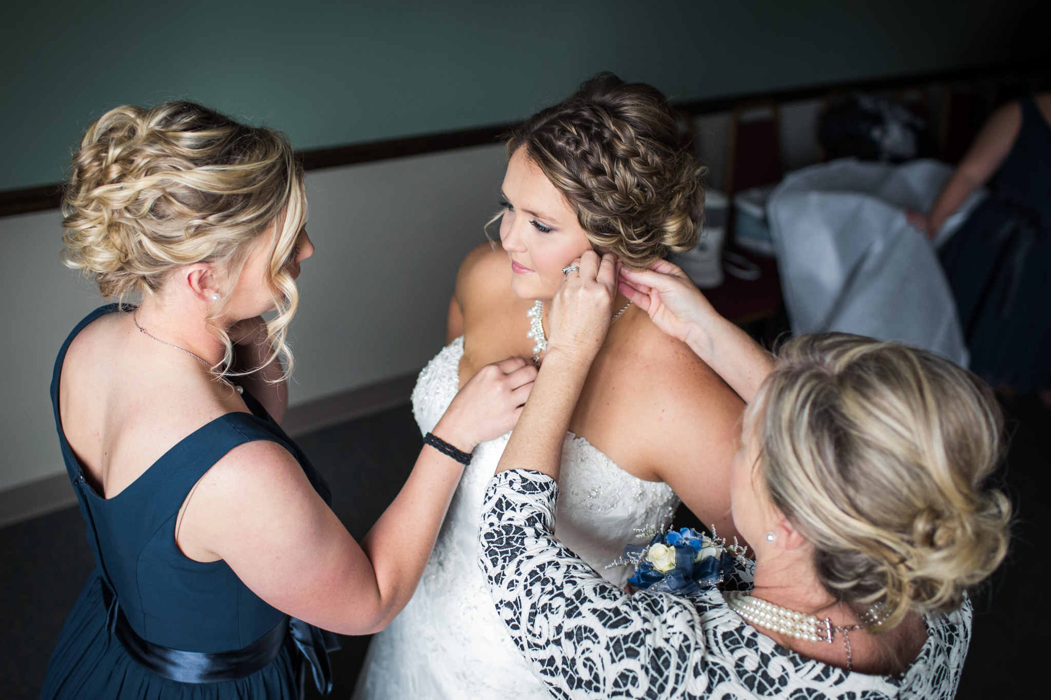 Zibell Spring Wedding, Bride and Groom, Powerful, Connected, Exploration, Laura Duggleby Photography -59.JPG