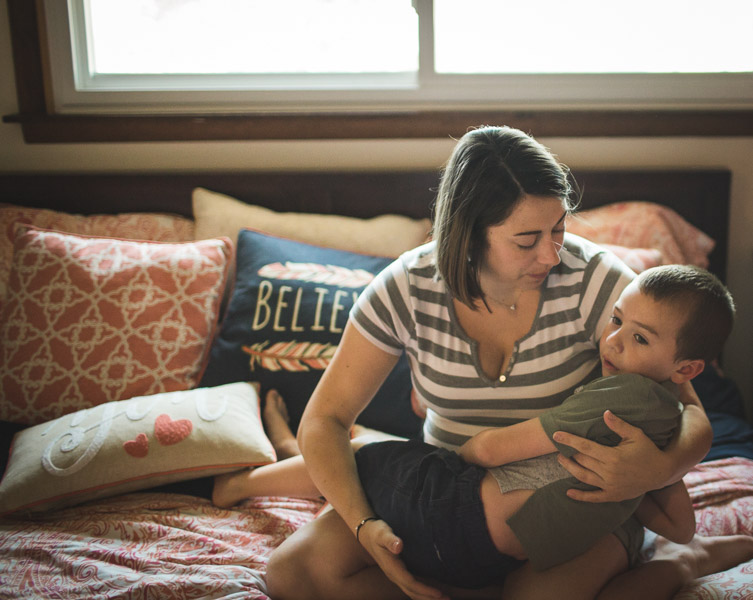 Northwest Indiana Lifestyle Newborn Family Session, Home Session, Natural Light, Laura Duggleby Photography-57.JPG
