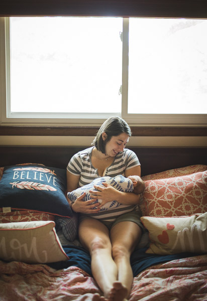 Northwest Indiana Lifestyle Newborn Family Session, Home Session, Natural Light, Laura Duggleby Photography-76.JPG