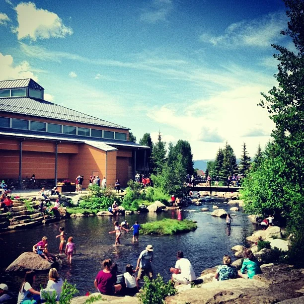 Kids enjoying the cool river on a nice, warm day. // #breckbecause #breckenridge
