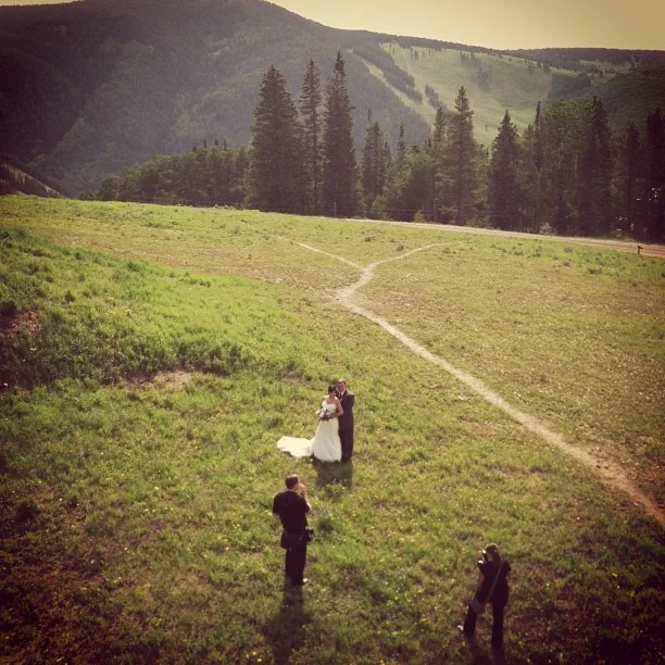 Wedding photo session in progress. // #beavercreek #wedding