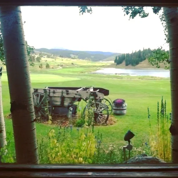 Wedding prep in action. // #keystonemoments #keustoneweddings @keystone_resort