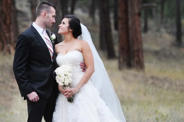 { Real Mountain Wedding } Keri + John at the Chief Hosa Lodge in Colorado | Chris Gentile Photography