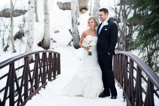 Kate + AJ: Beaver Creek Wedding at Beano's Cabin
