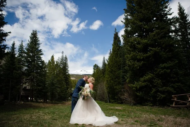 Styled Shoot at Breckenridge Wedding Venue, the Oh Be Joyful Lodge