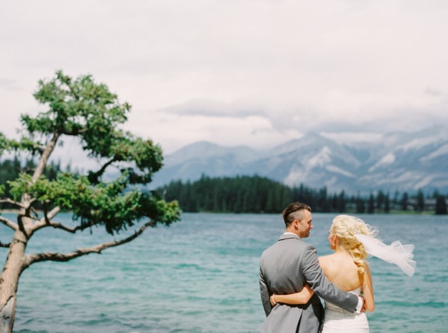 Jessica + Chris: Canadian Rocky Mountain Wedding at the Sawridge Inn, Alberta