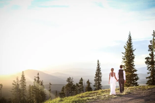 Juliana + Derrick: Winter Park Wedding at the Lodge at Sunspot