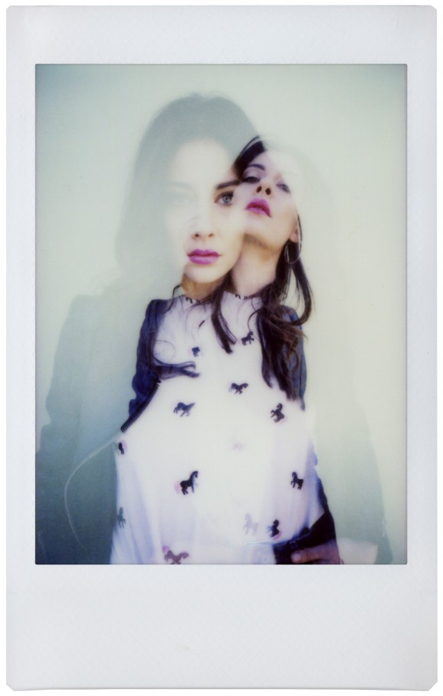 it_luna_simoncini_model_silvia_gesuelli_liag_amigo_please_credit_34_.jpg