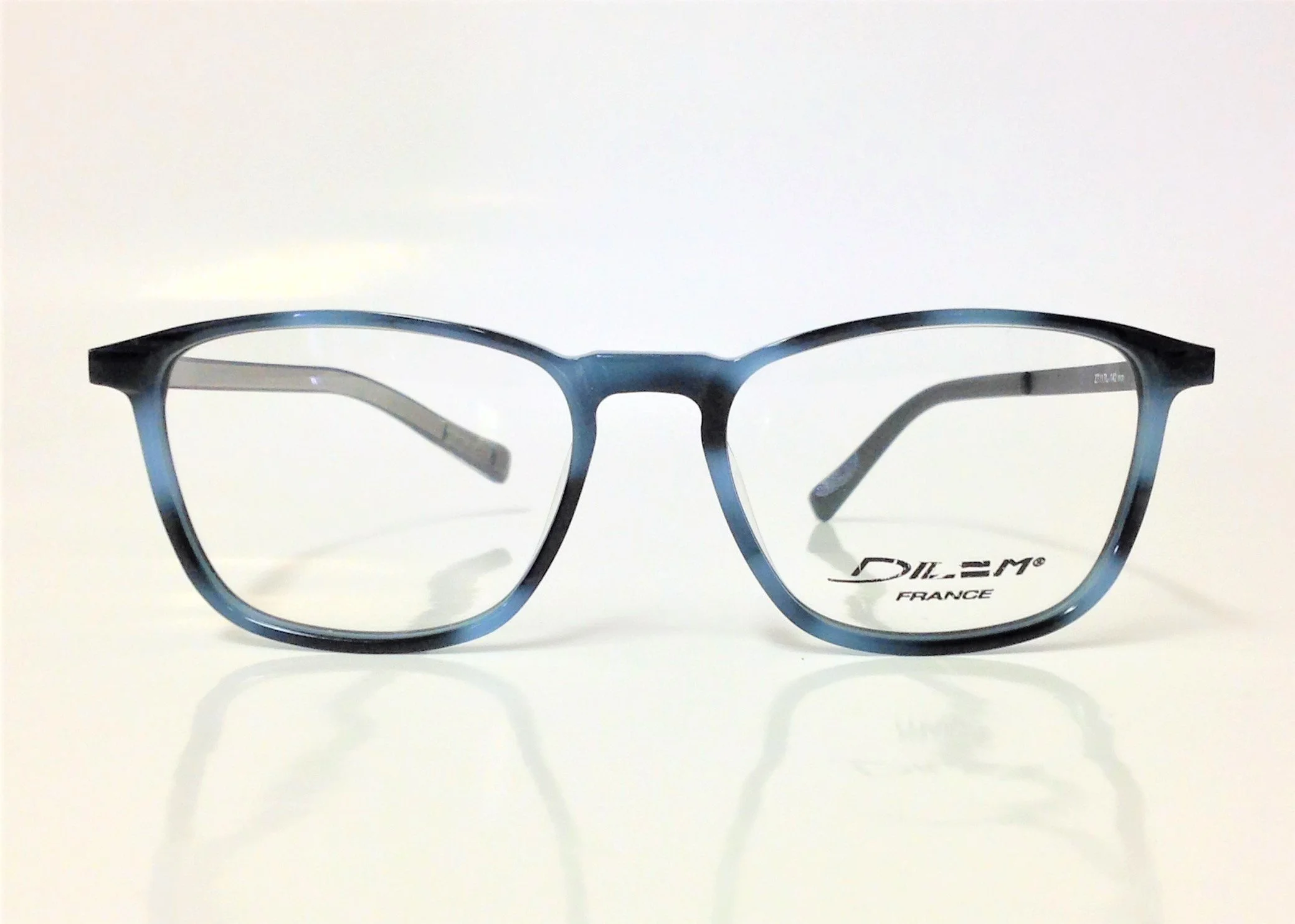 Dilem €300