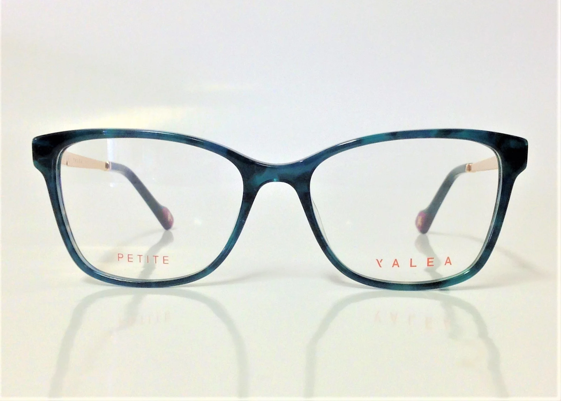 Yalea €245