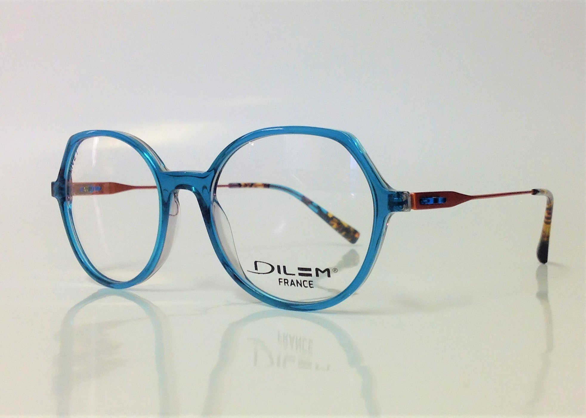 Dilem €285