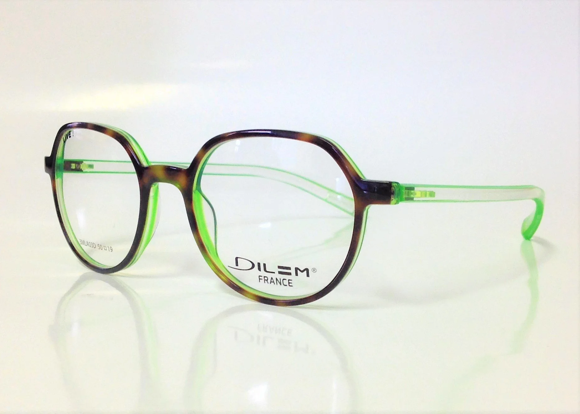 Dilem €275