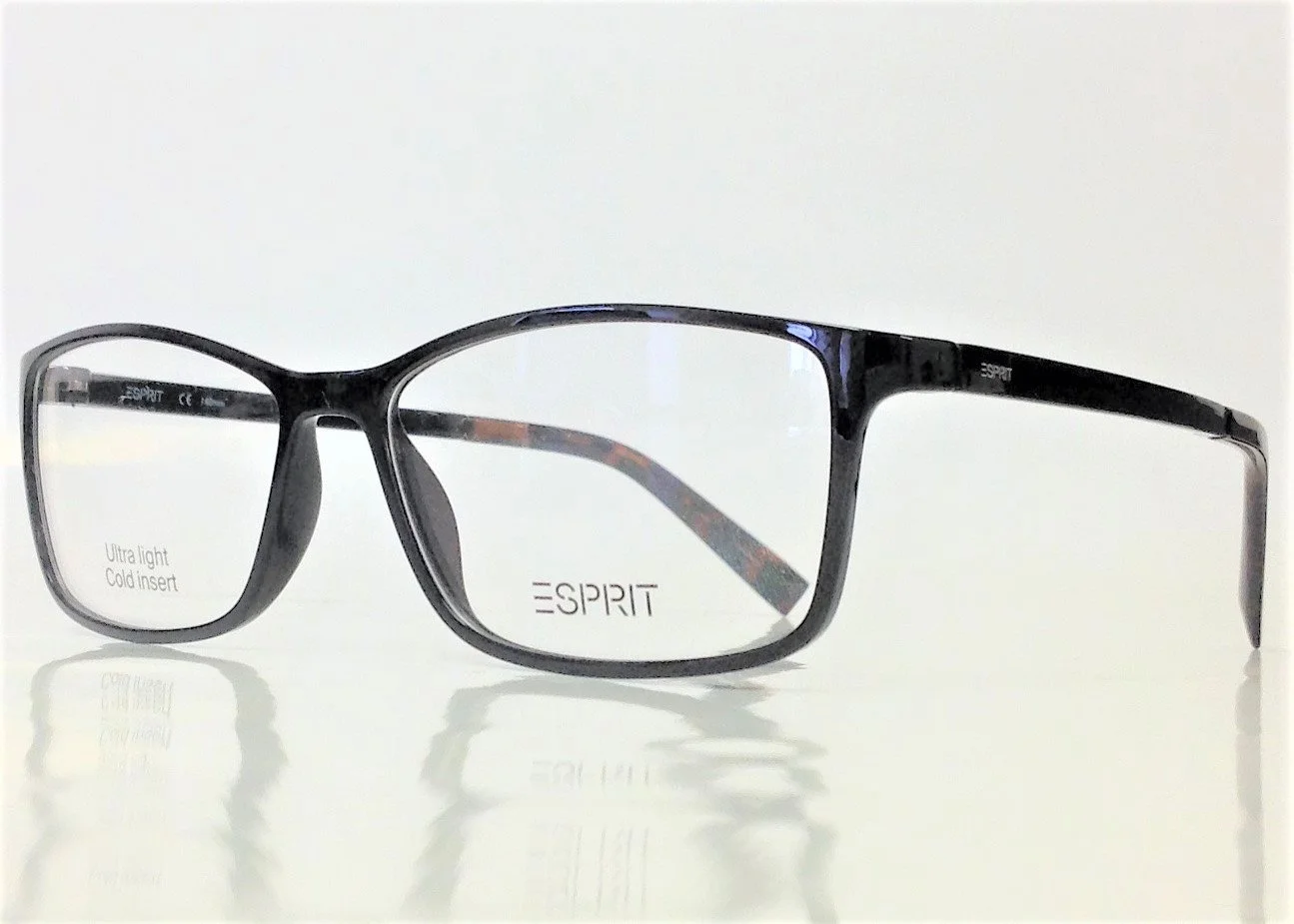 Esprit 107 - €170