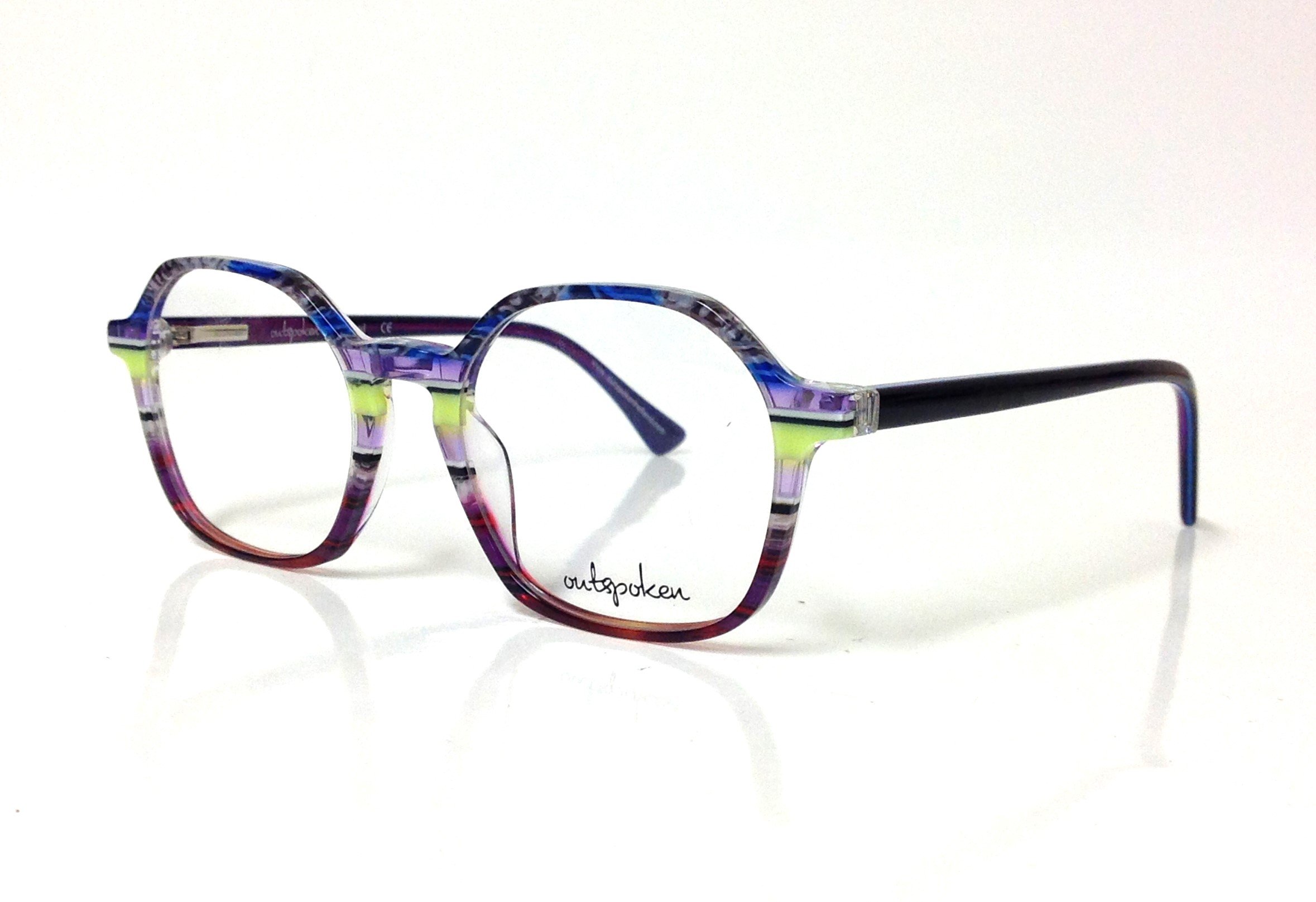 Outspoken-117 €249