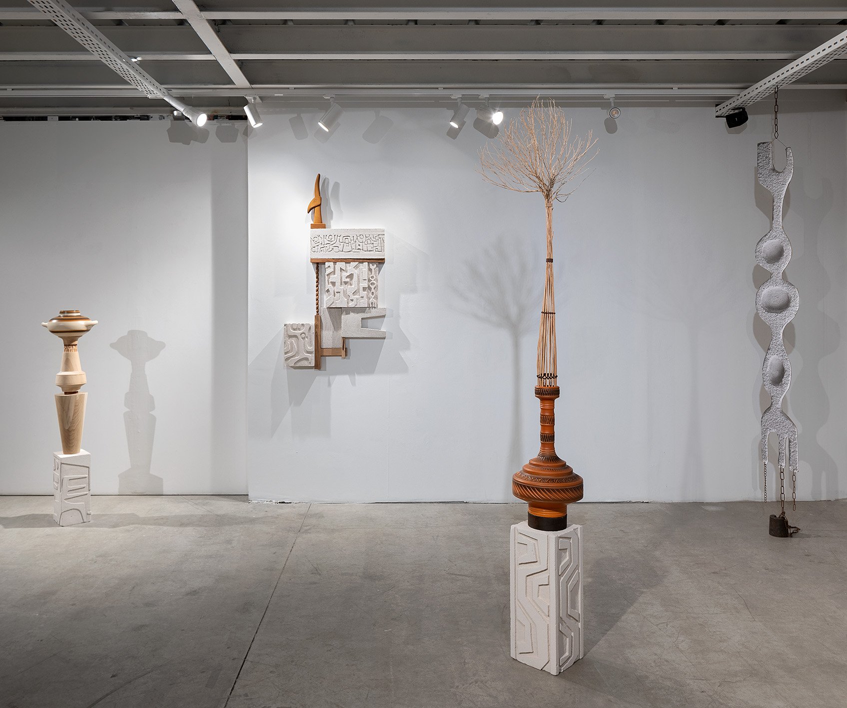  Installation view, ‘At The End There Was a Doorway’, Braverman Gallery , Tel Aviv , Israel. Curator: Adi Gura. Photo by Elad Sarig 