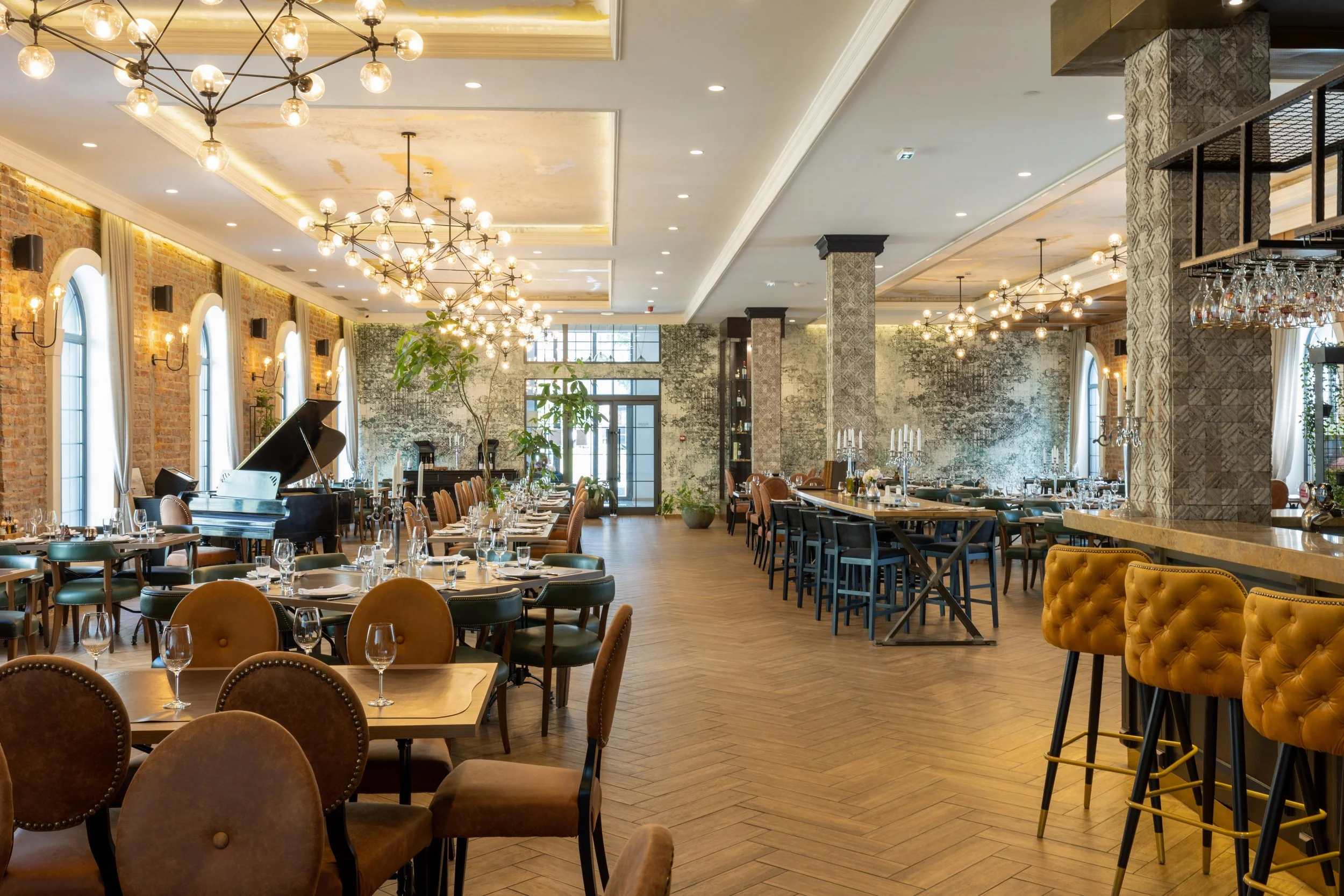 Interior Design Trends Shaping Modern Restaurants