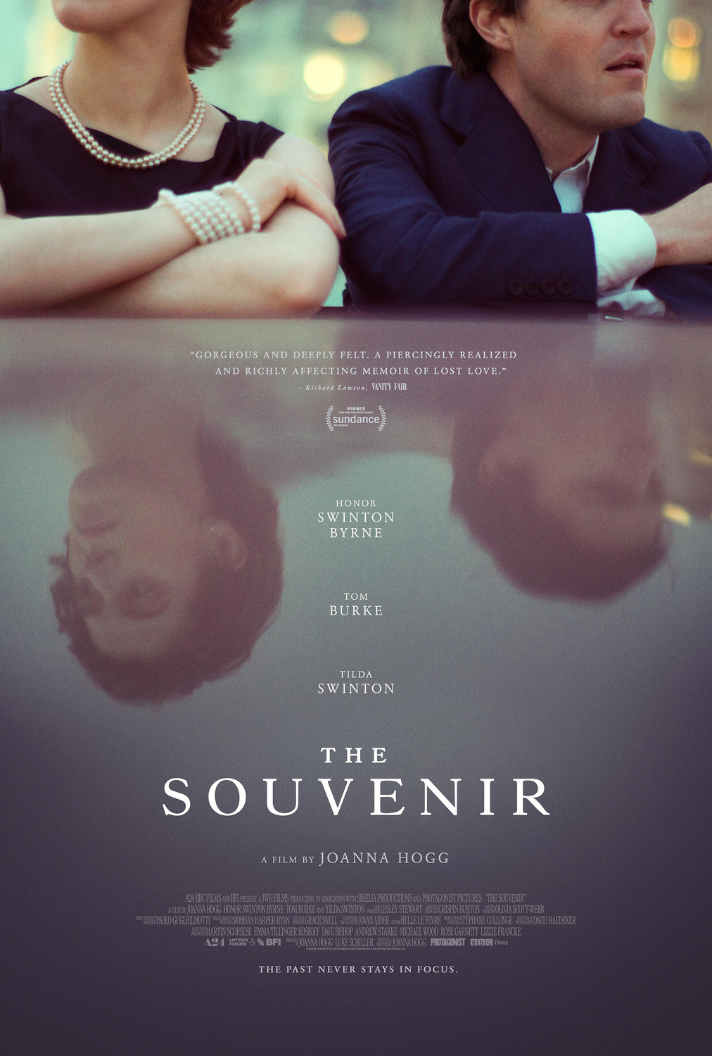 The Souvenir, a tragic story of passionate, blinding first love from Joanna  Hogg — CultureZohn