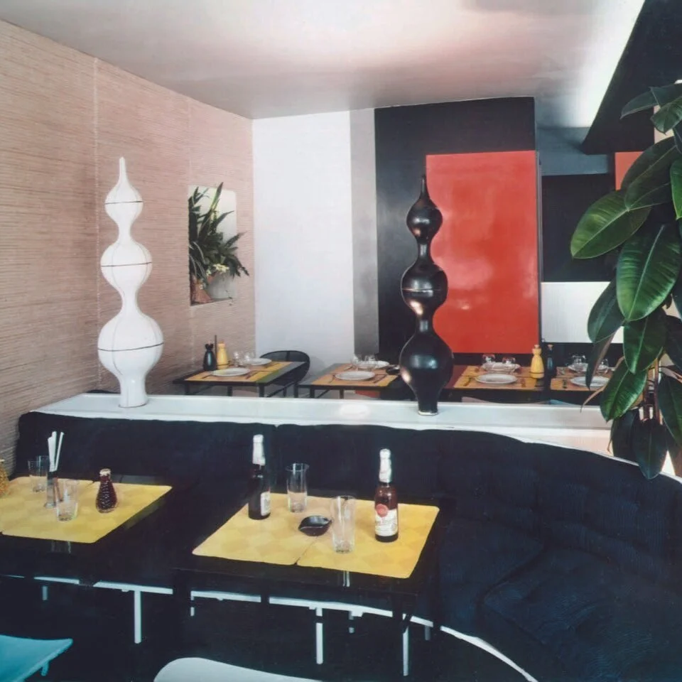 A spectacular Parisian vegetarian restaurant of the fifties