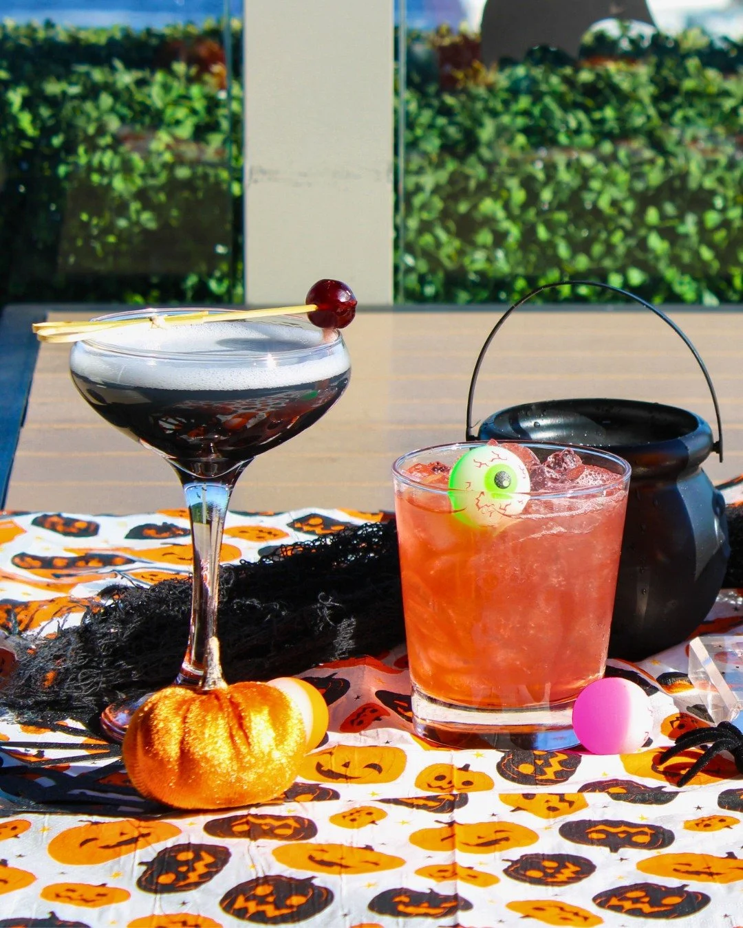 🎃 One week until our Halloween Party! 👻
Join us on Halloween night from 6 PM to Midnight for spooky cocktails, live music &amp; a killer costume contest. 

21+ only &ndash; bring your best costume and join us for a night of hauntingly good fun! 🕸️