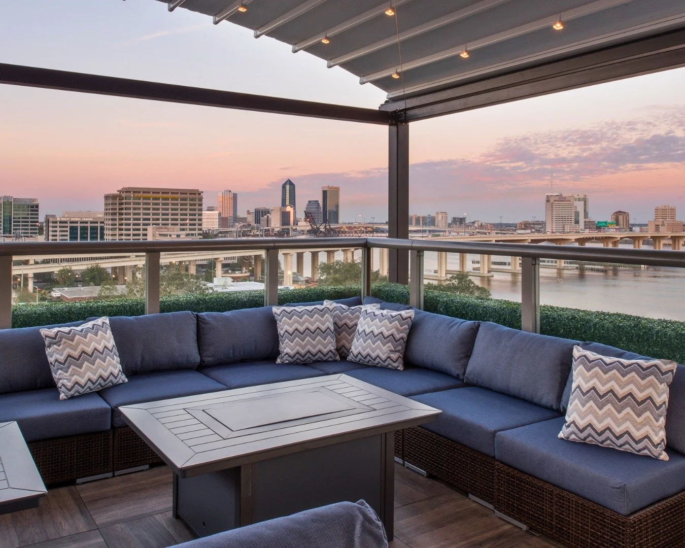 The holiday season is quickly approaching!🎄
Our private event spaces provide the perfect backdrop for festive gatherings, from intimate dinners to grand celebrations. Reach out today to reserve your date and make this season unforgettable.✨