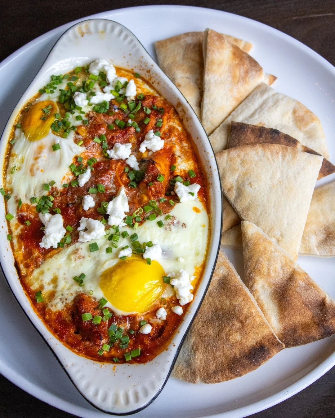 Sundays taste better here 🍳