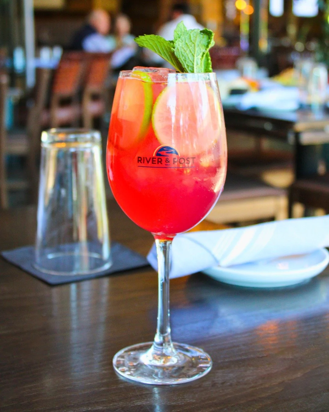 Cocktail or mocktail🍹 
Either way, you&rsquo;re covered. Our bar offers carefully composed options for every guest.