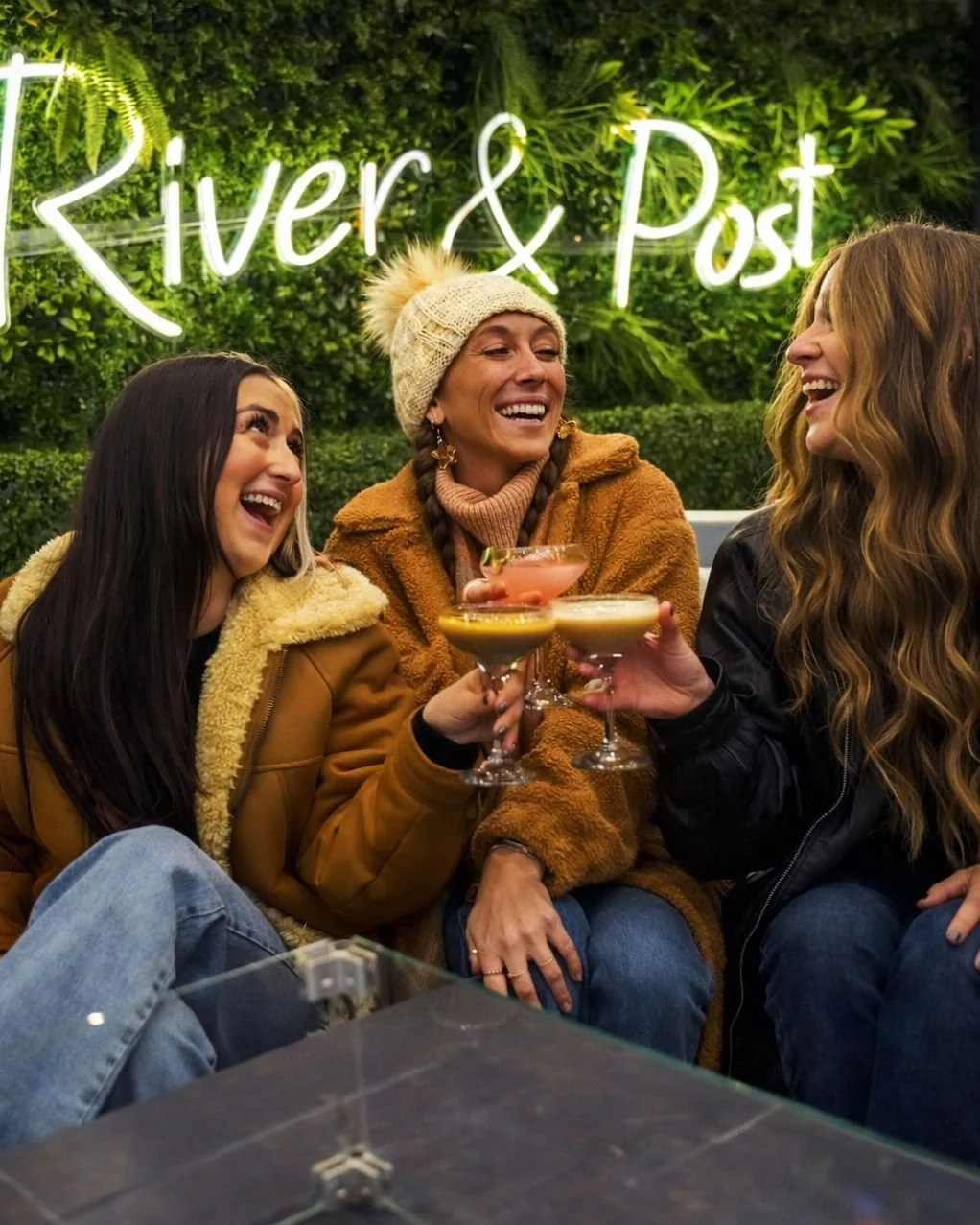 Chilly nights made better with fire, cocktails, and good company🥂🔥