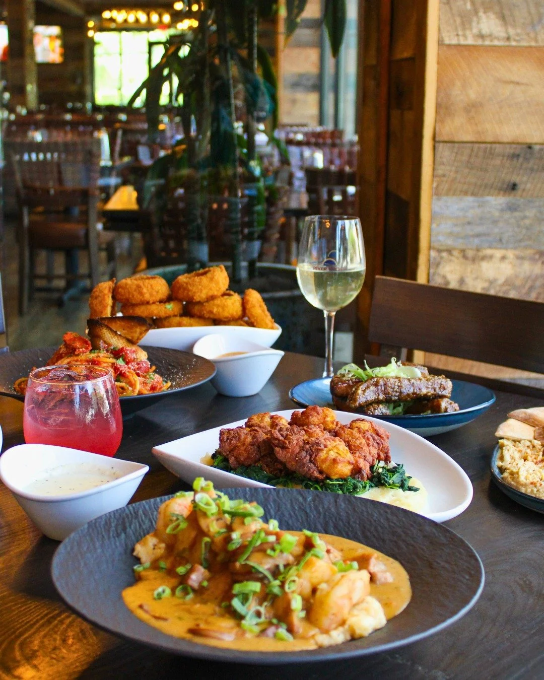 Fridays were made for sharing plates 😉