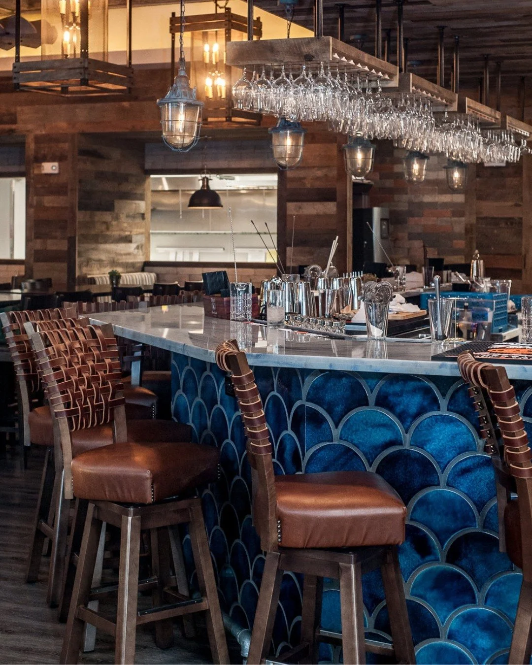 Your after work plans just got better 🥂 

Happy Hour | Monday - Friday | 4 - 7 PM
🍷 1/2 off house wine
🍺 $2 off beer

Available upstairs &amp; at the downstairs bar. 
See you after work.