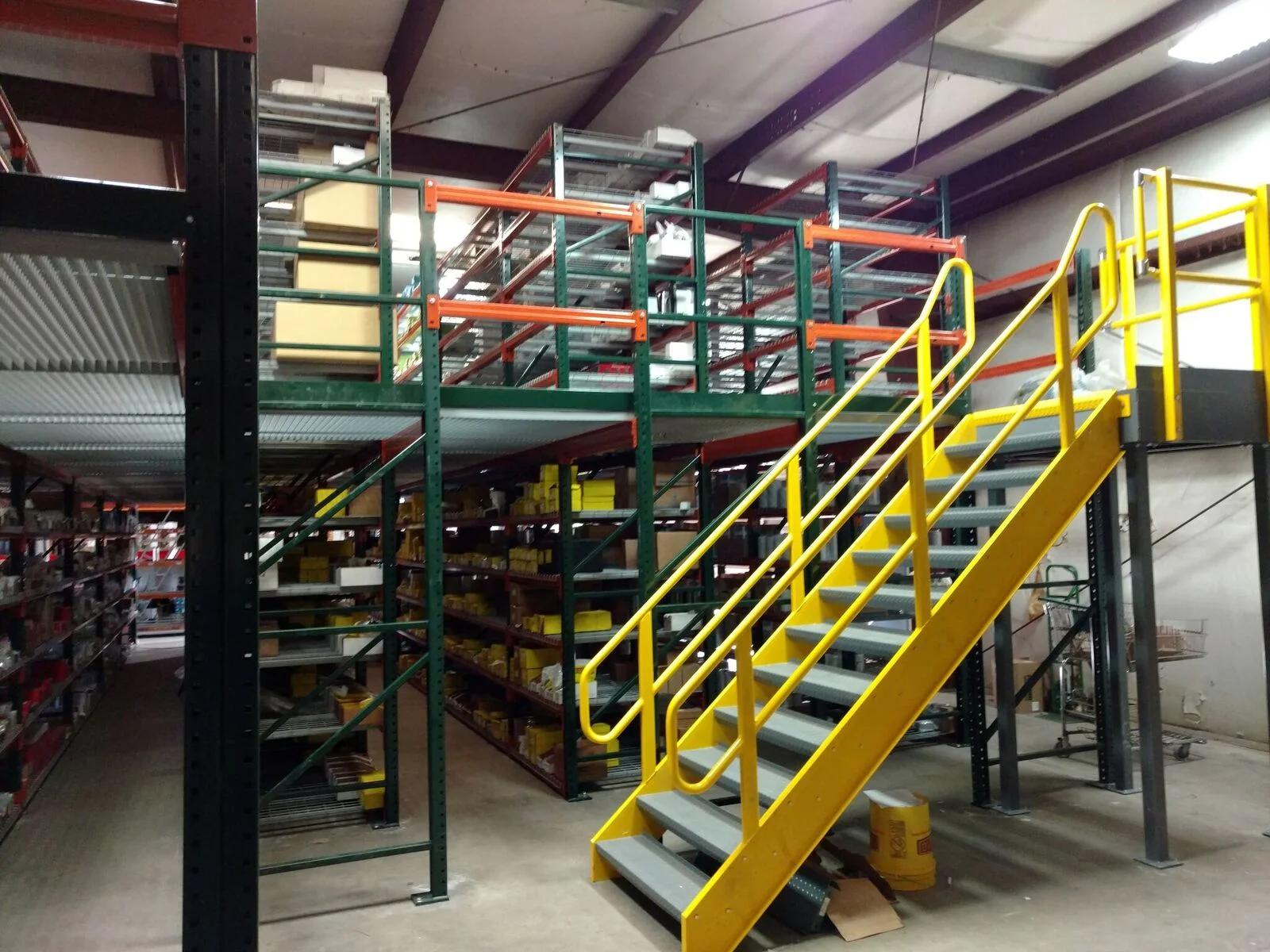 Tool Crib with Catwalk 