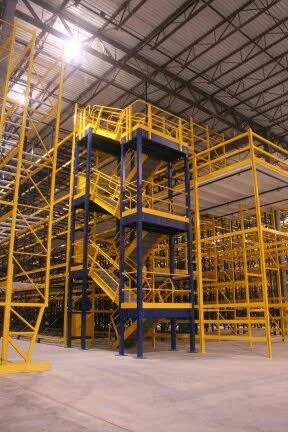 Customized Stairs / Mezzanine / Distribution Center 
