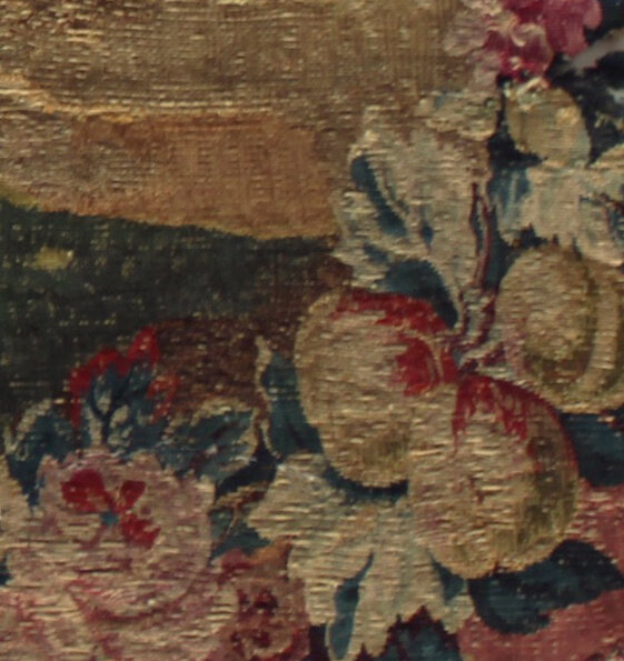 Beauvais cushion detail