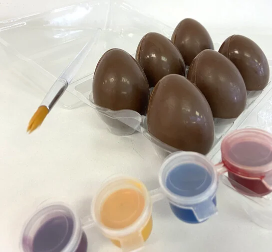 decorate eggs 2020.jpg