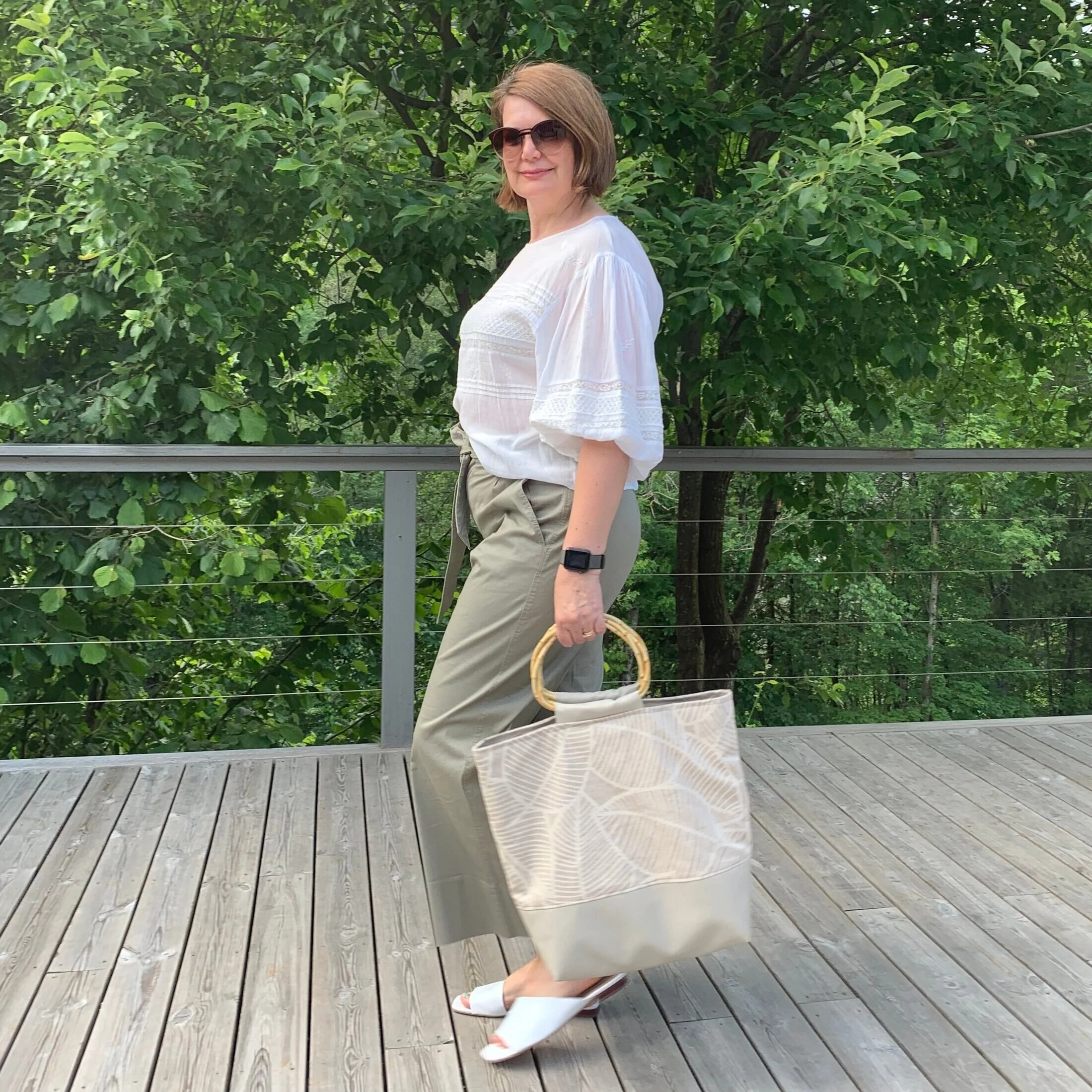 2F7353AA-B764-4B33-929E-F74F37CA2961