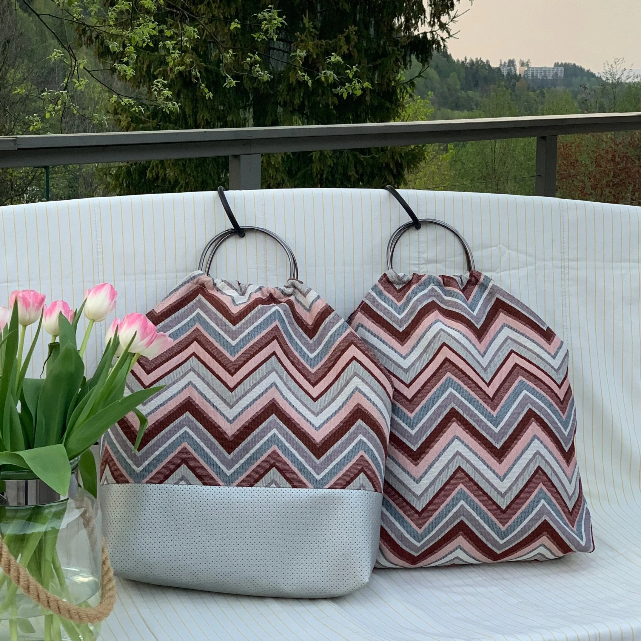 2185F204-15FE-454A-9BF4-0F531E7A0F81