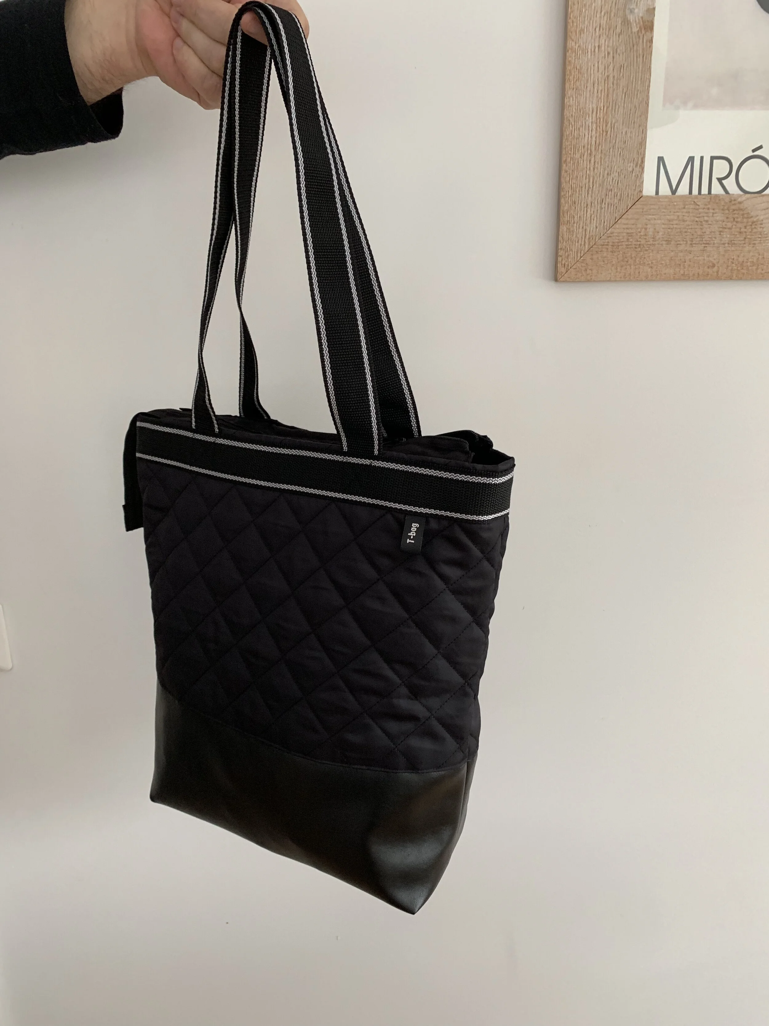 0FC9143D-115C-48BF-9202-A2C17A2AD522