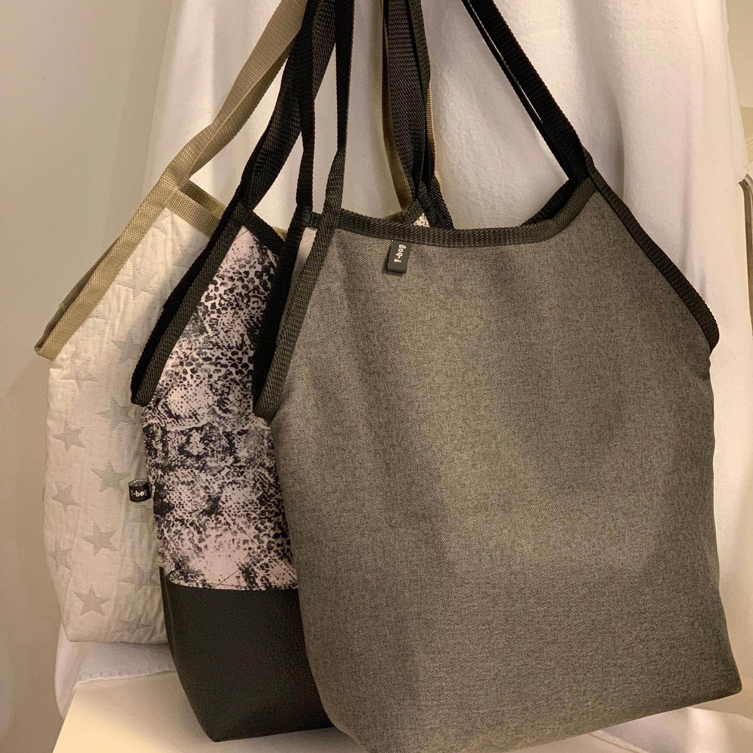 15B38DA3-AF1F-4A1D-A9DA-FA7669798D90