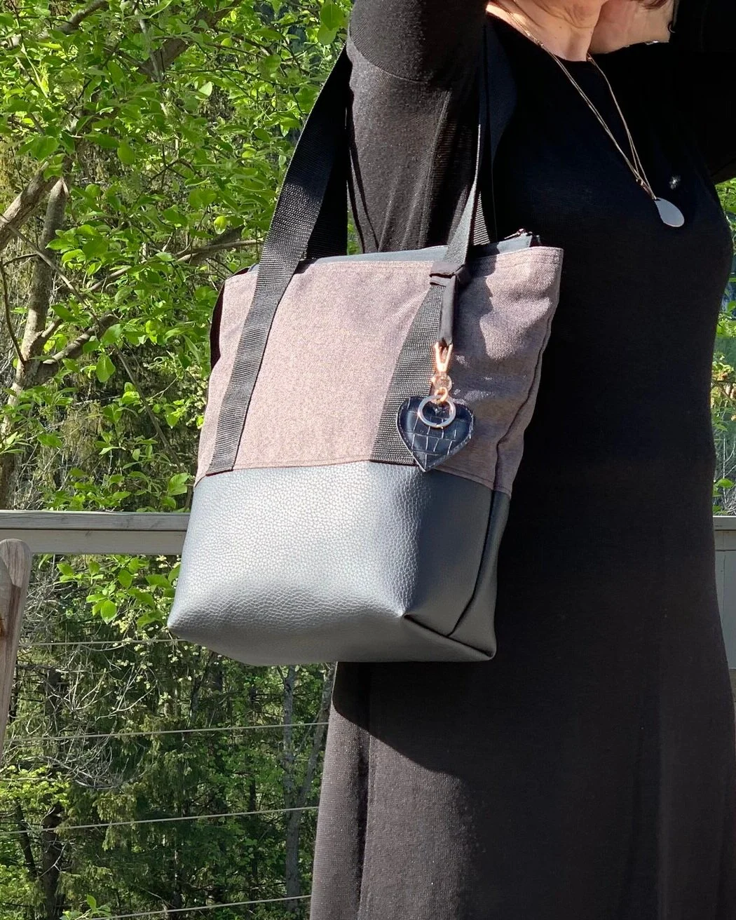 23B55986-A8D7-44CF-915D-67368BF16923