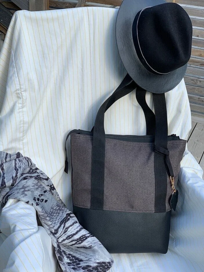 Scandi+with+top+zip.jpg