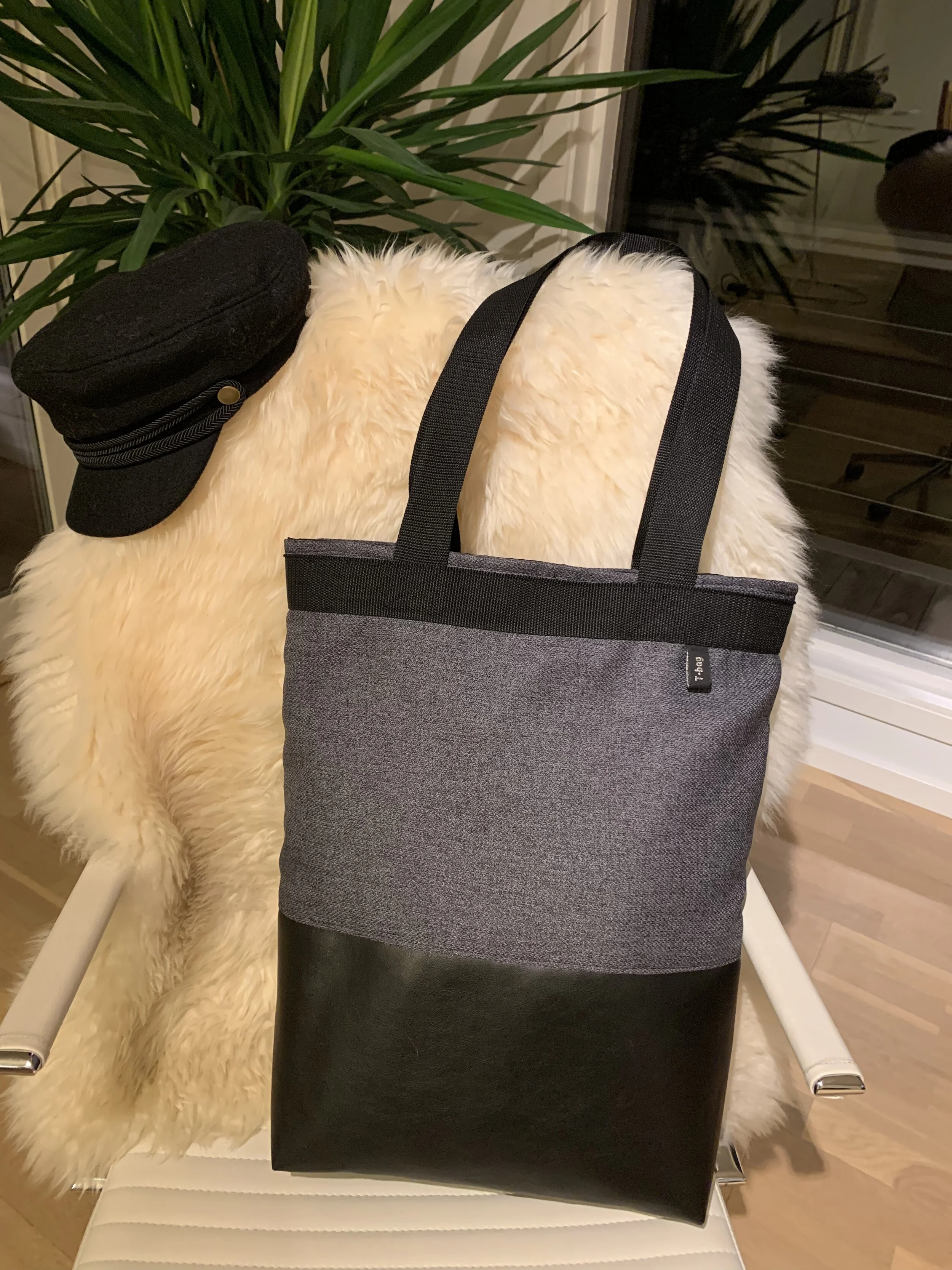 F3328B66-8213-4F35-AED5-5799AEF2F0CB