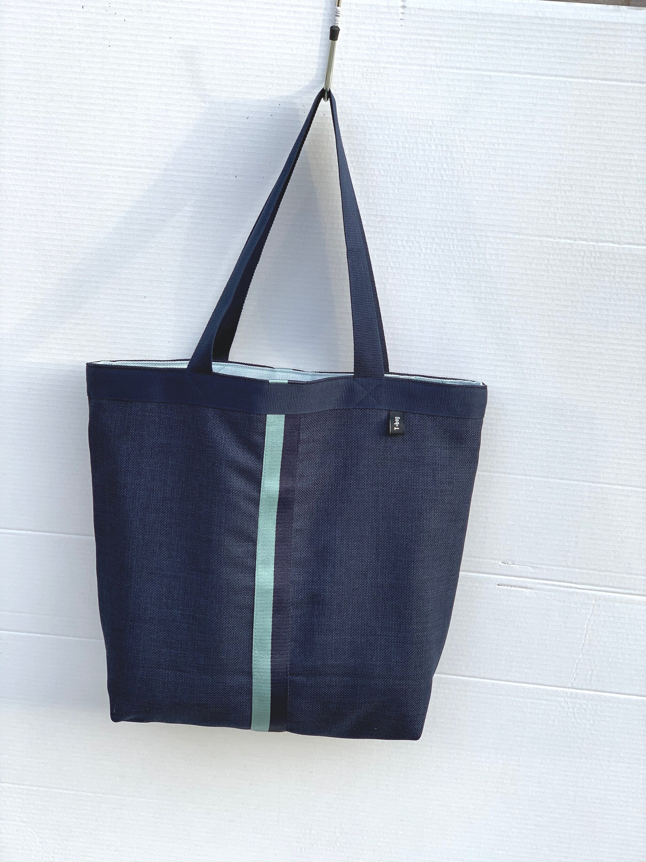 42C807D8-784D-48B0-BAF9-1C9526ED1107